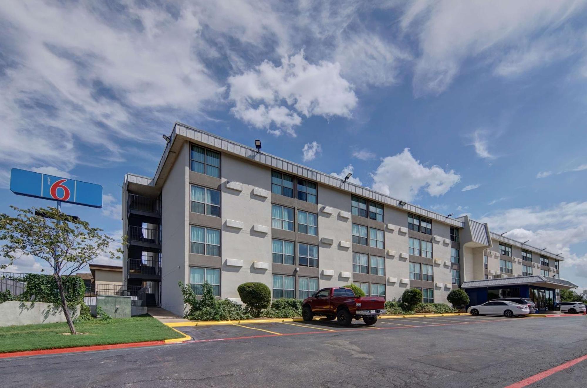 Motel 6-Fort Worth, Tx - Downtown East Extérieur photo
